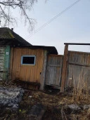 Продается  нежилое здание, площадью 52,5 кв. м  и  земельный участок, площадью 709 кв. м, Красноярский край, г. Енисейск, ул. Крупской, дом 7